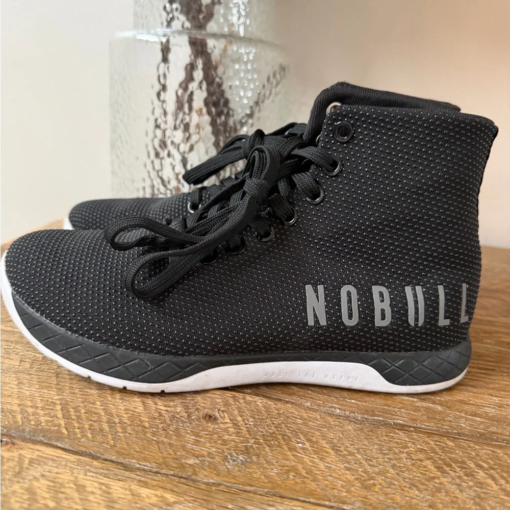 SOLD🎉 - Picture 2 of 5